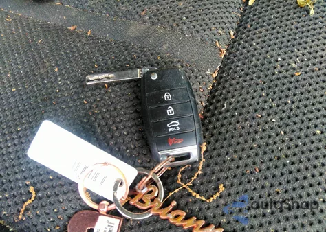 2019 Kia Optima Lx from USA, damaged, VIN 5XXGT4L39KG293658